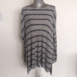 Free People Sweaters - Free People Grey oversized sweater Free People Sweaters - Free People Grey oversized sweater